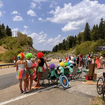 Tour clowns van Mooie Mario
